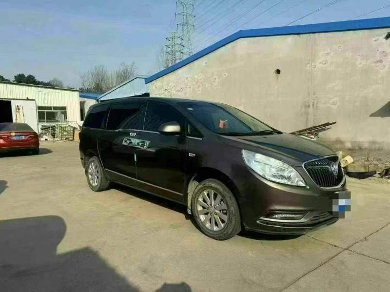 枣庄17年别克GL82