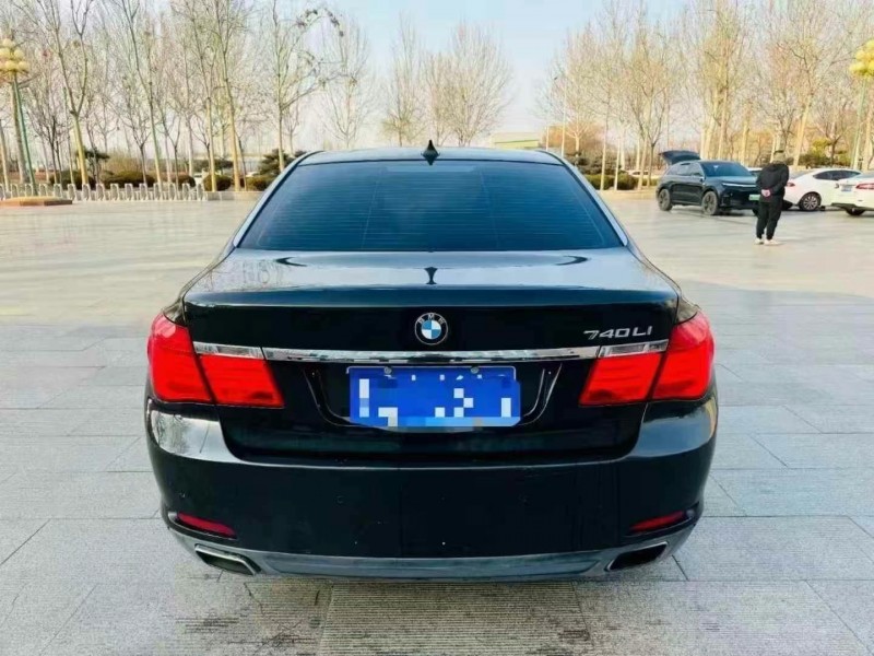 东营11年宝马7系9