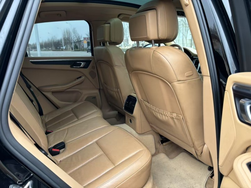 宿遷17年保時捷Macan4