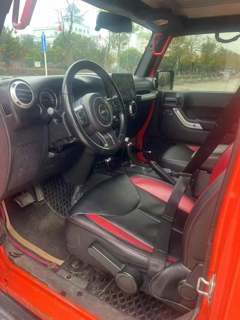 濟南15年Jeep牧馬人7