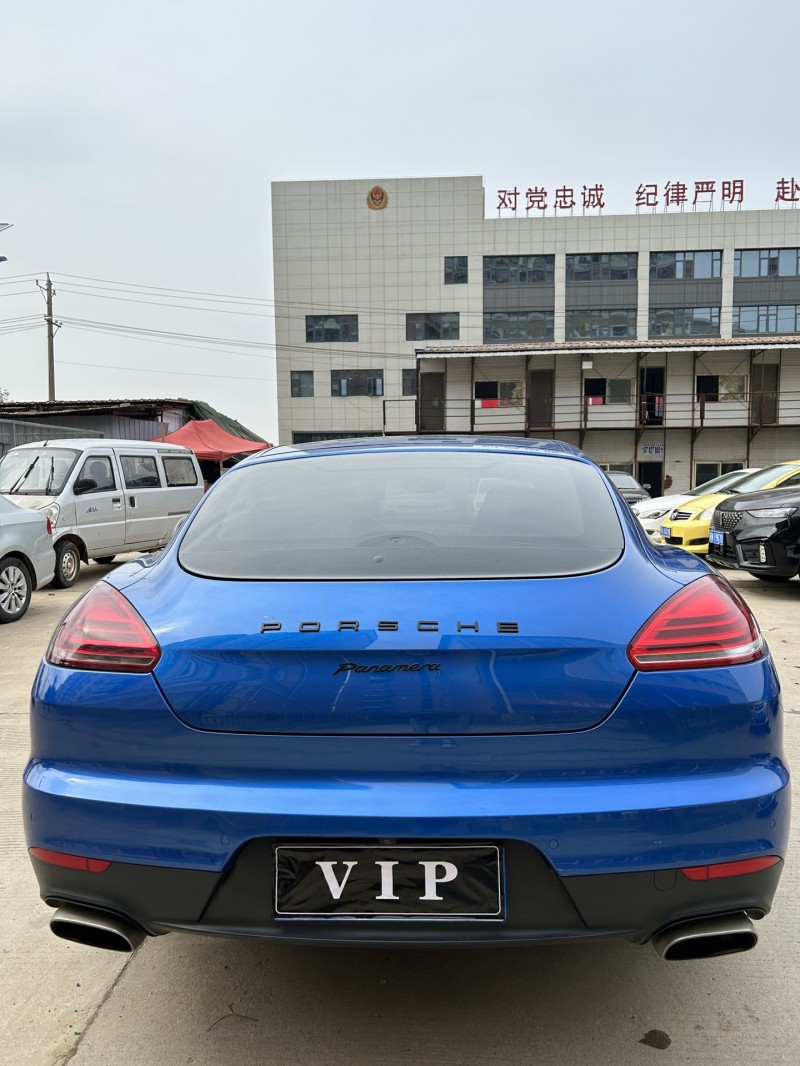 武汉15年保时捷帕拉梅拉5