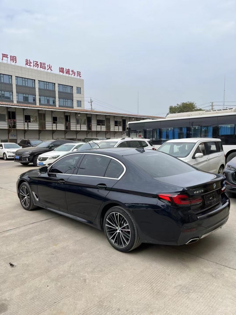 武汉22年宝马5系5