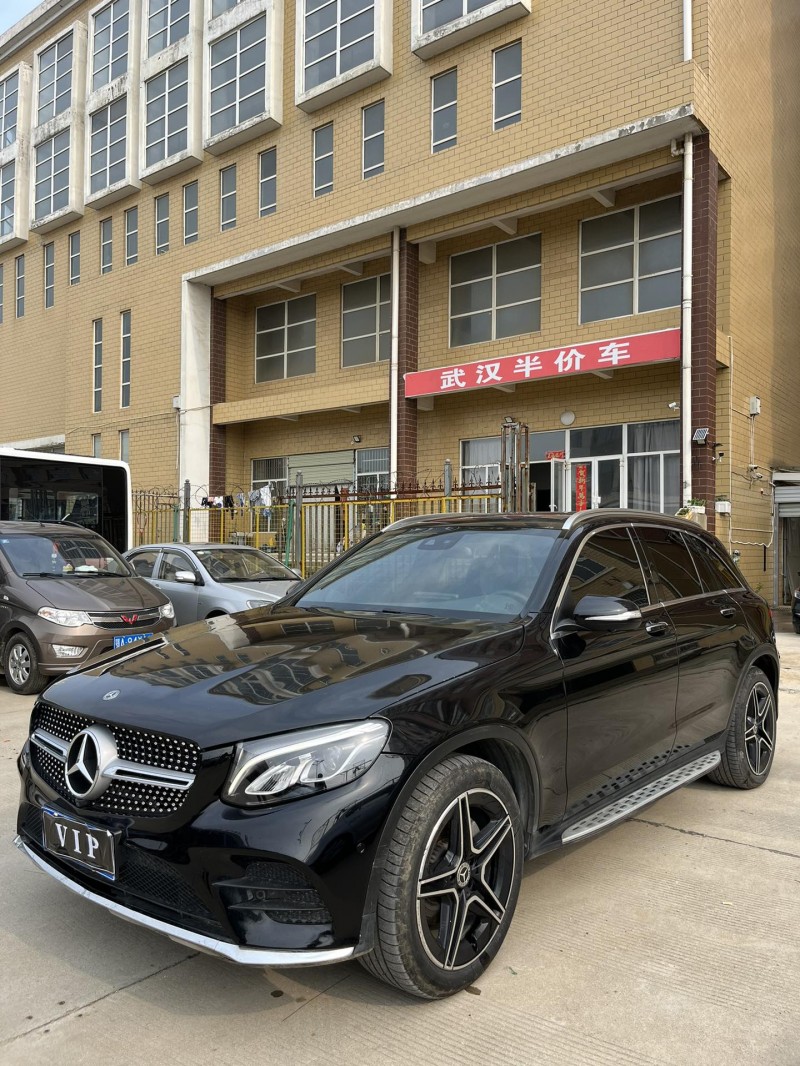 武汉19年奔驰GLC2