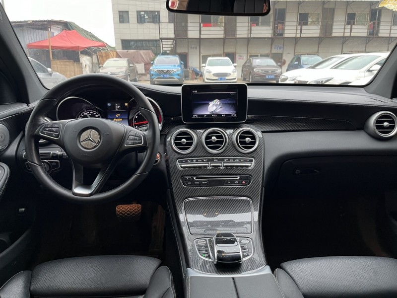 武汉18年奔驰GLC9