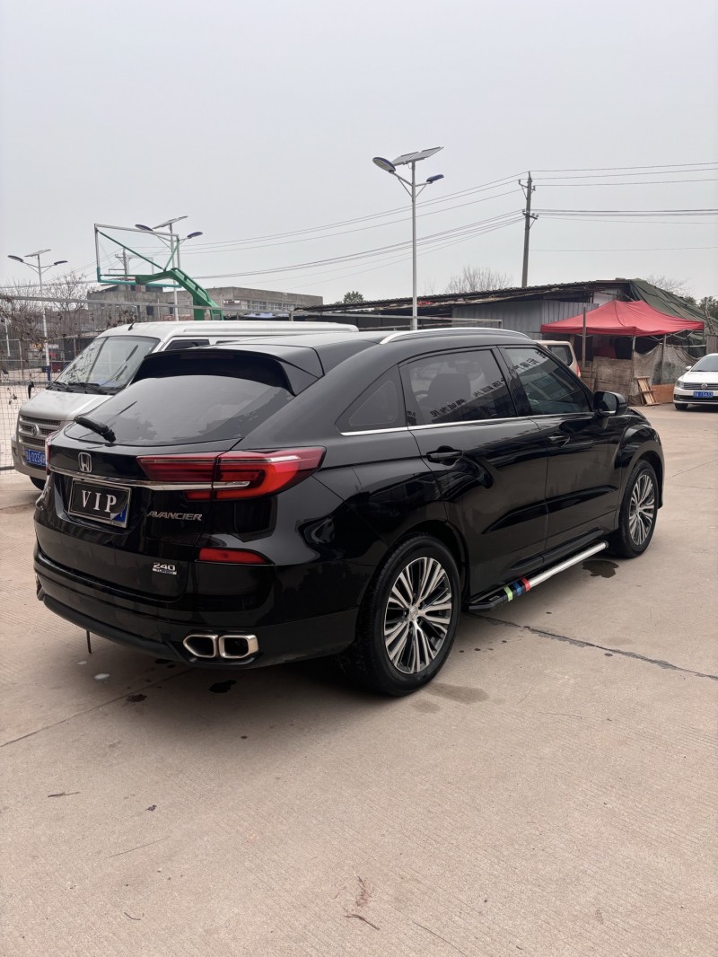 武汉22年本田冠道7