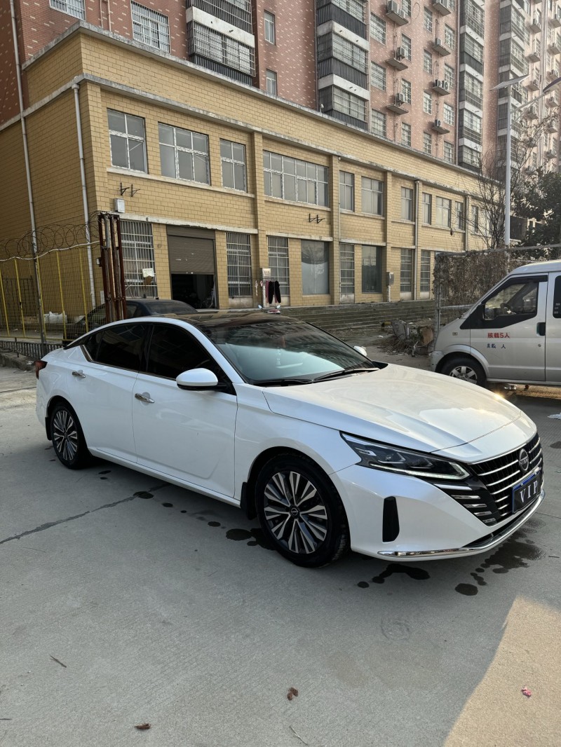 武汉24年日产天籁3