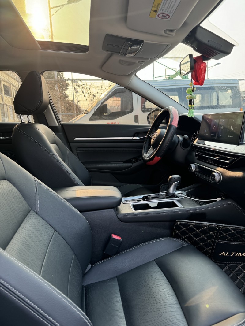 武汉24年日产天籁6