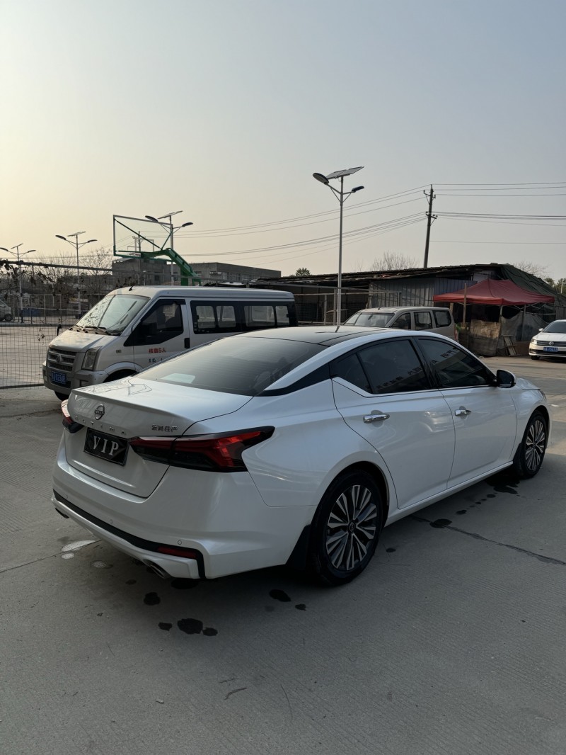 武汉24年日产天籁7