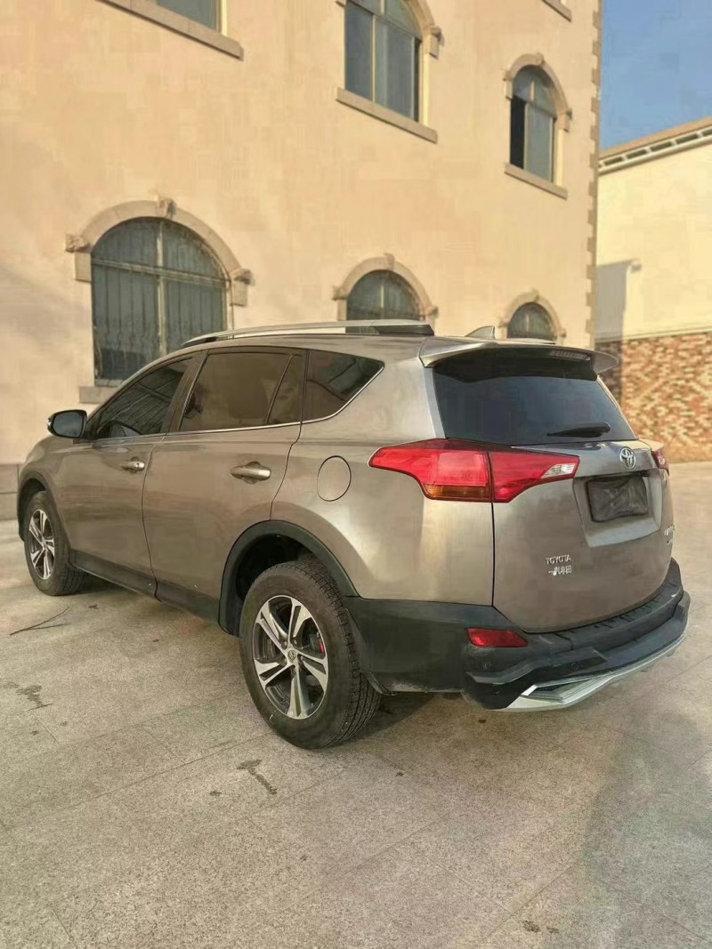 青岛16年丰田RAV4荣放7