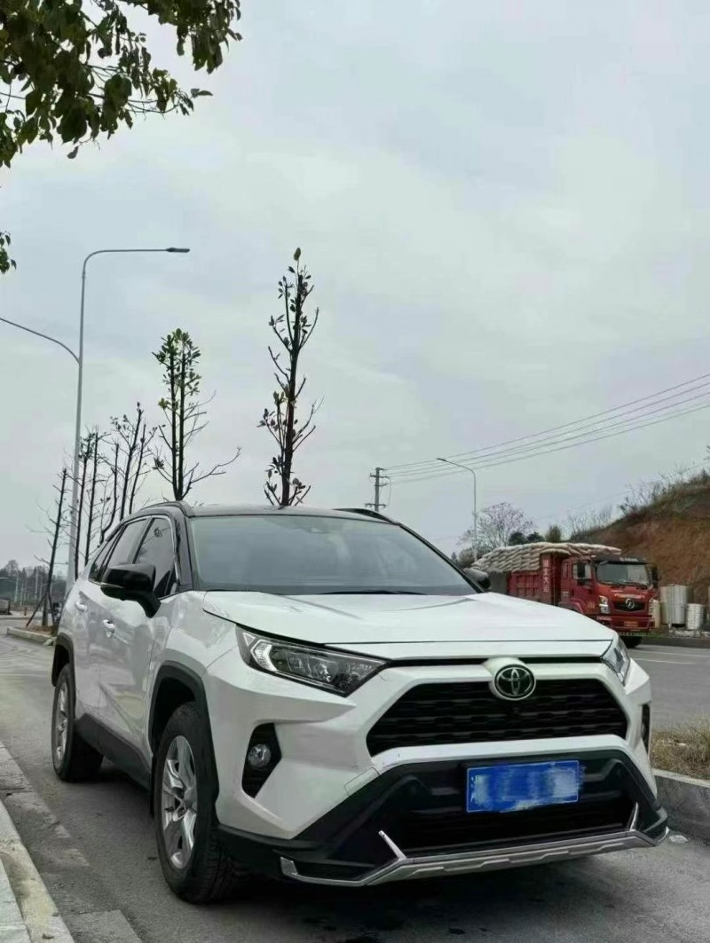邵阳20年丰田RAV4荣放2
