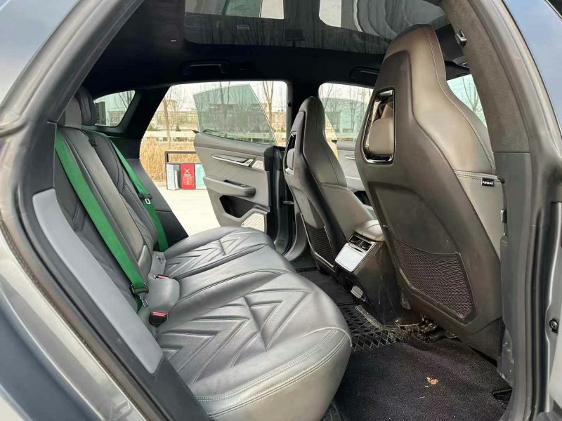 徐州22年極氪汽車0016