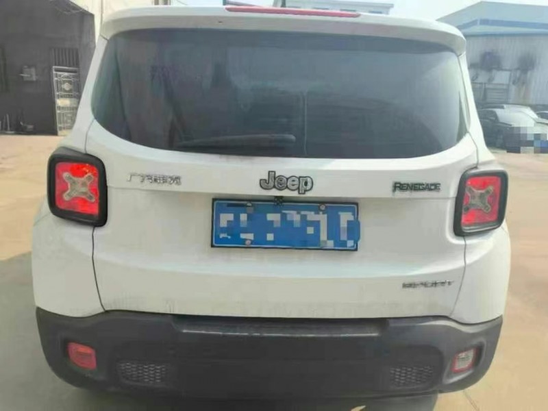 開封19年Jeep自由俠4