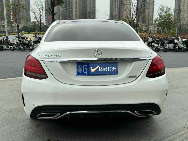 东莞21年奔驰C9