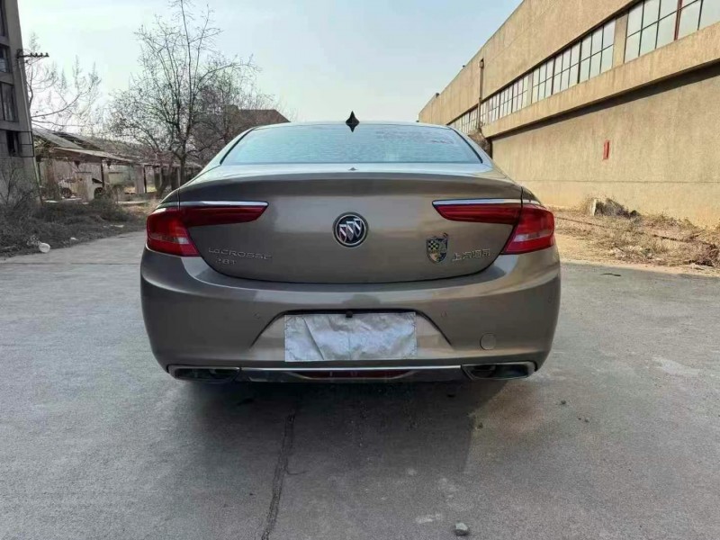 枣庄16年别克君越9