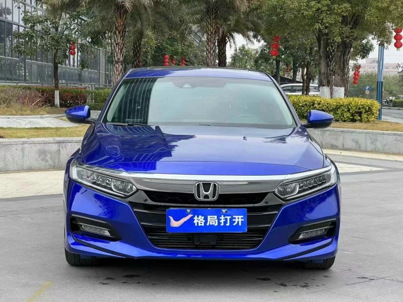 东莞19年本田雅阁1