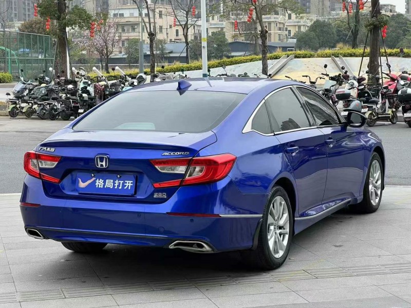 东莞19年本田雅阁7