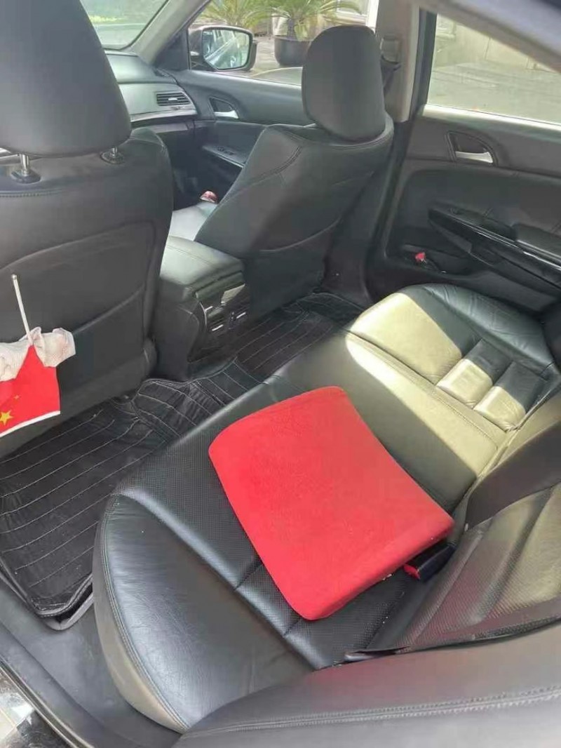 徐州13年本田雅阁6