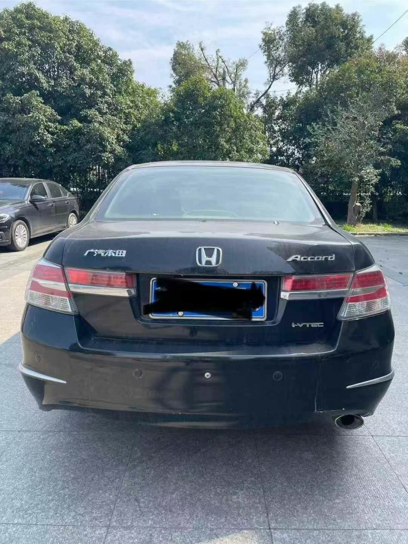 徐州13年本田雅阁9