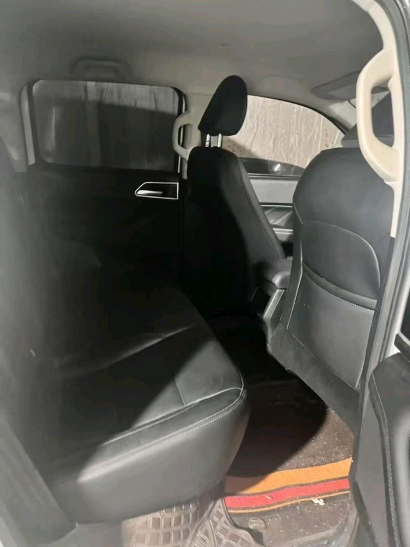 襄陽24年長城汽車炮 皮卡3