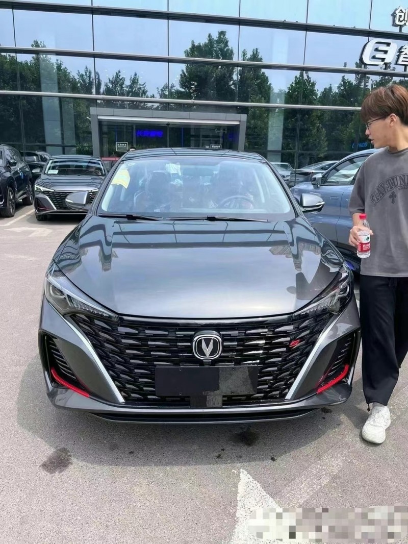 廣州24年長安汽車逸動1