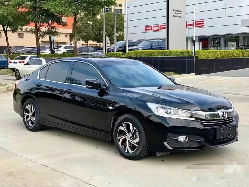 广州18年本田雅阁3