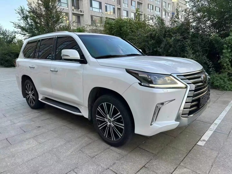 東營19年雷克薩斯LX3