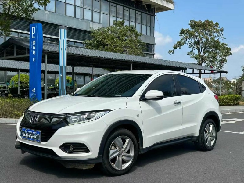 东莞22年本田缤智2