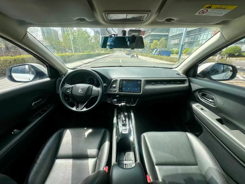 东莞22年本田缤智5