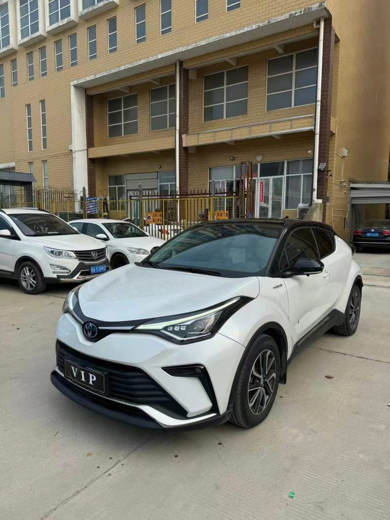 武汉22年丰田奕泽2