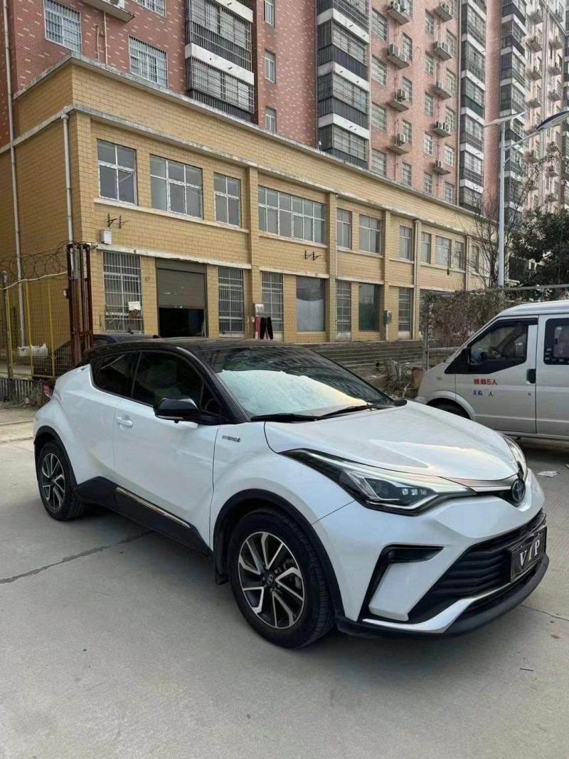 武汉22年丰田奕泽5
