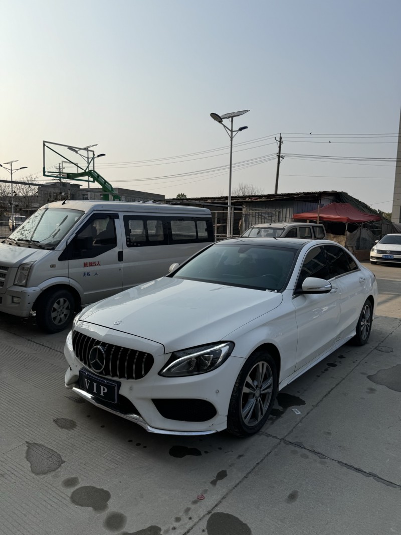 武汉16年奔驰C9