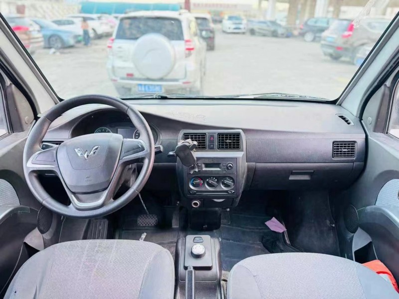 廣州22年五菱汽車榮光7