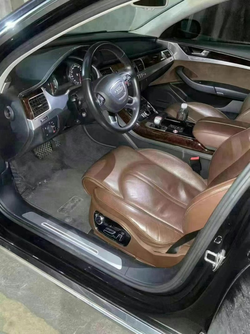 广州14年奥迪A8L6