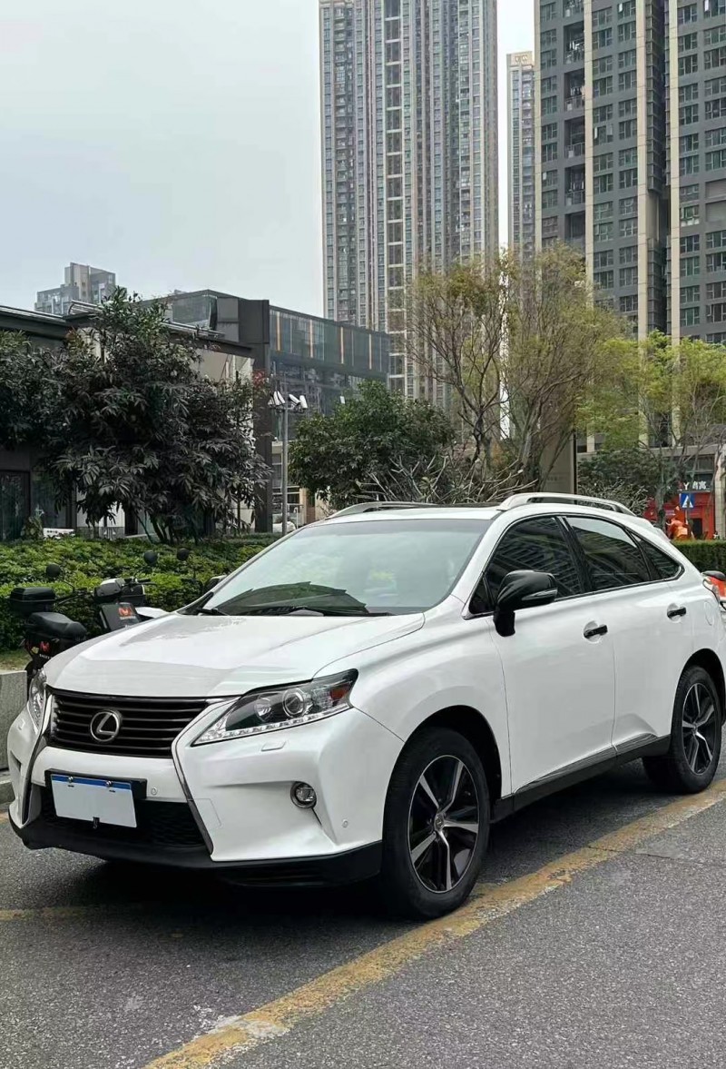 广州14年雷克萨斯RX3