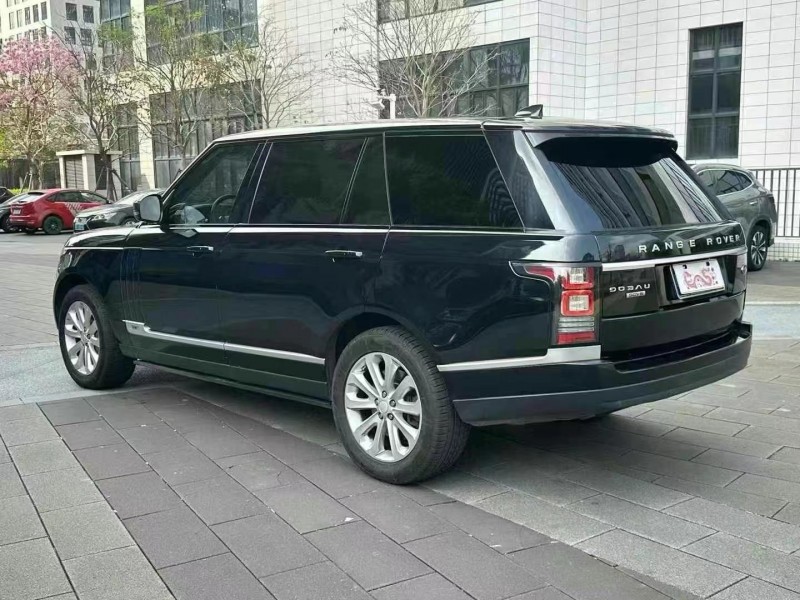 广州18年路虎揽胜行政8