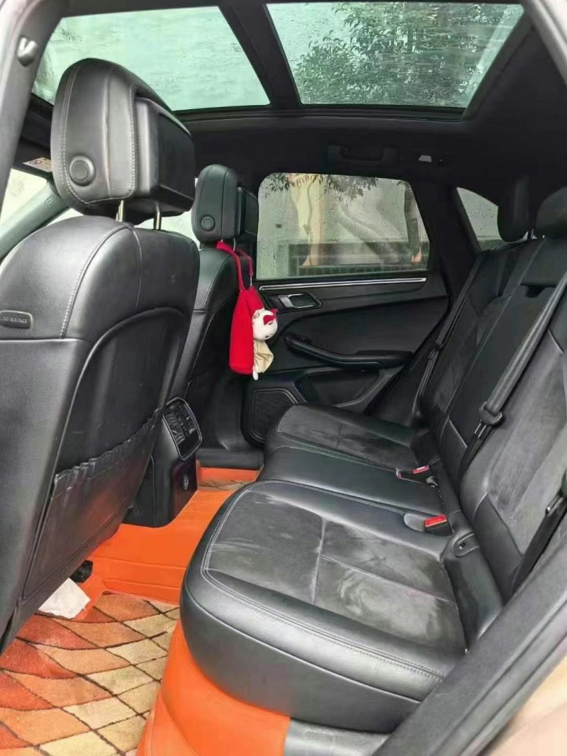 孝感17年保時捷Macan6