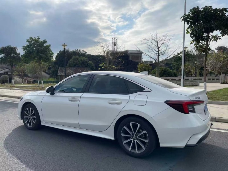 广州24年本田型格7