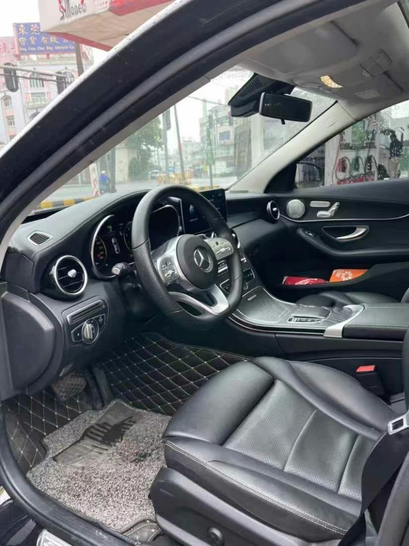 东莞21年奔驰C8