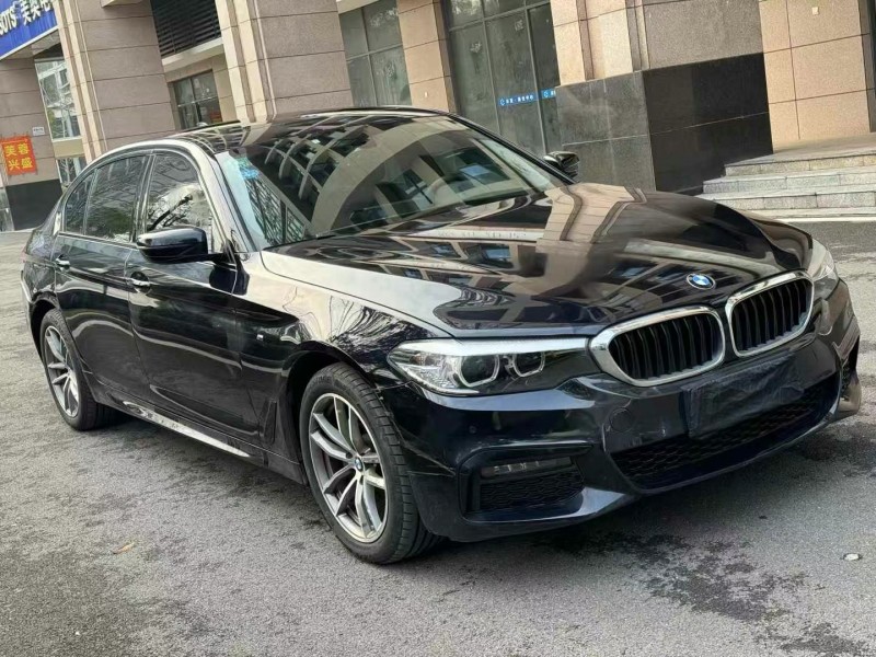 邵阳19年宝马5系3