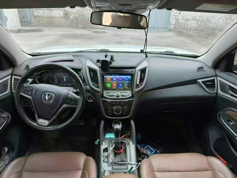 鄭州18年長安汽車CS754