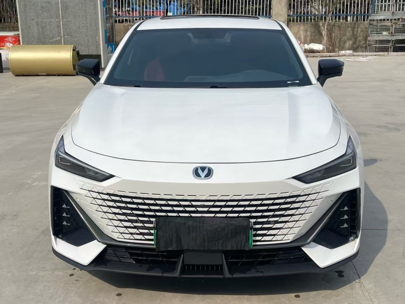 徐州23年長安汽車UNI1