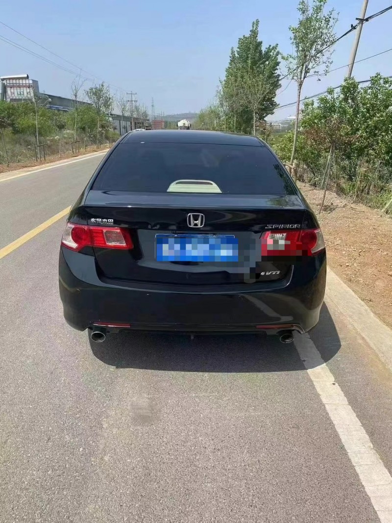 临沂13年本田思铂睿8