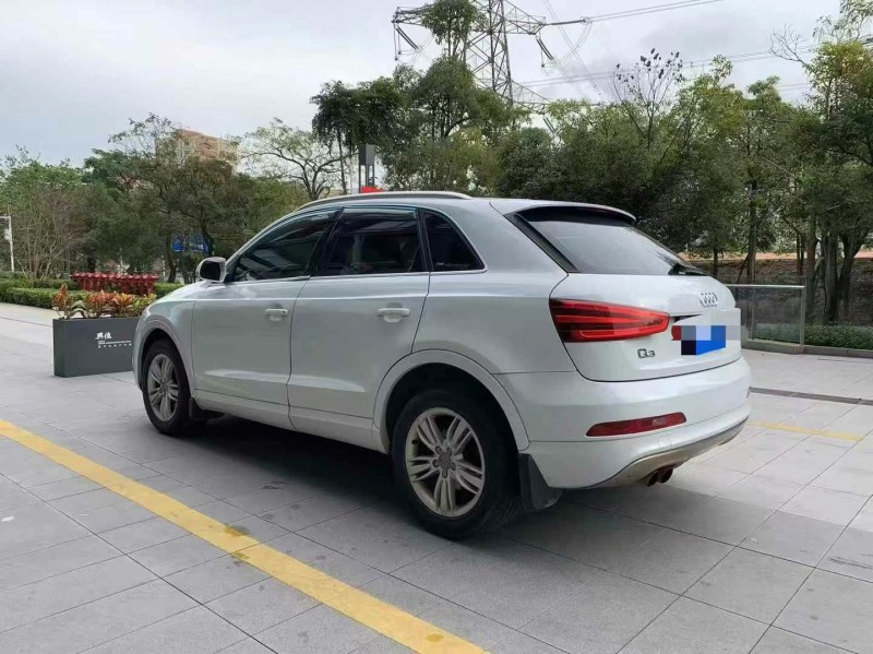 东莞14年奥迪Q38