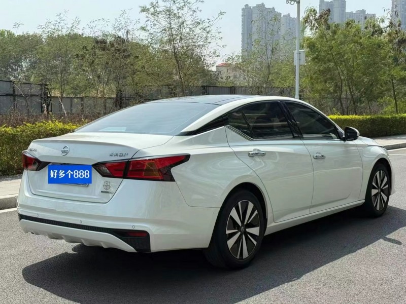 东莞22年日产天籁8