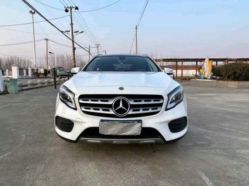 徐州19年奔驰GLA1