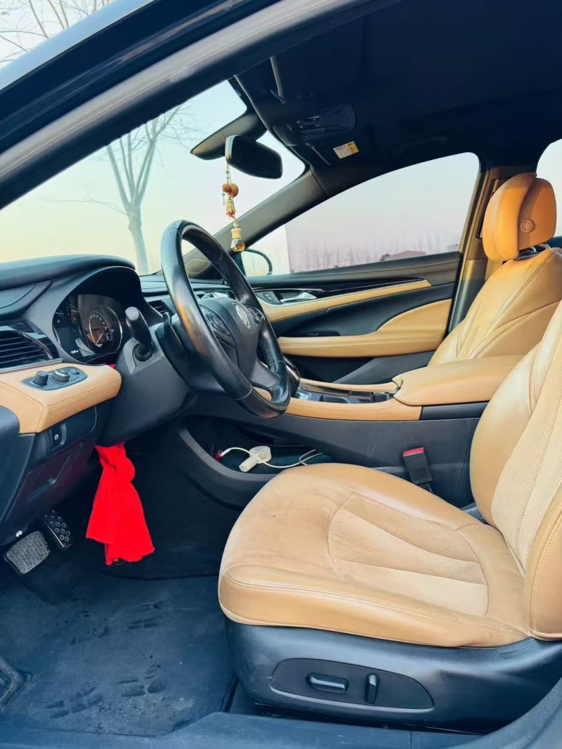 徐州17年别克君越8