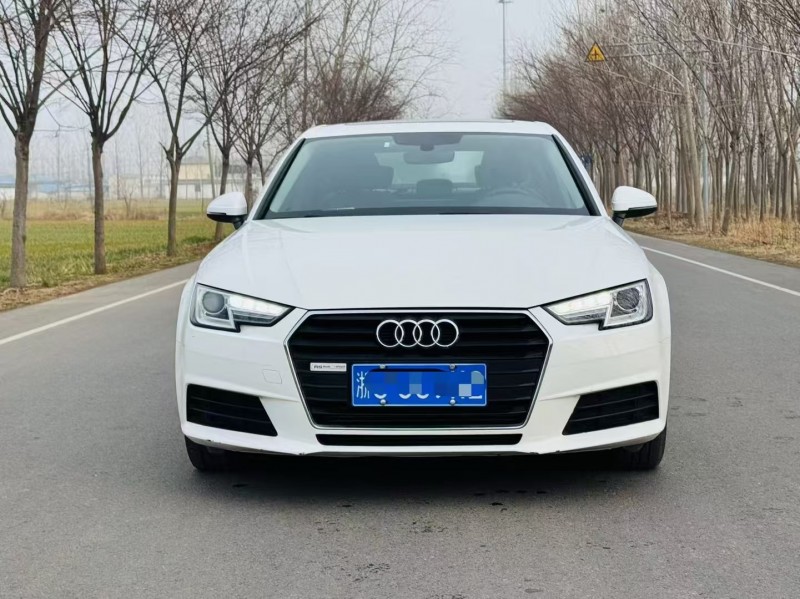 徐州17年奥迪A4L1