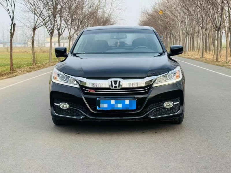 徐州18年本田雅阁1