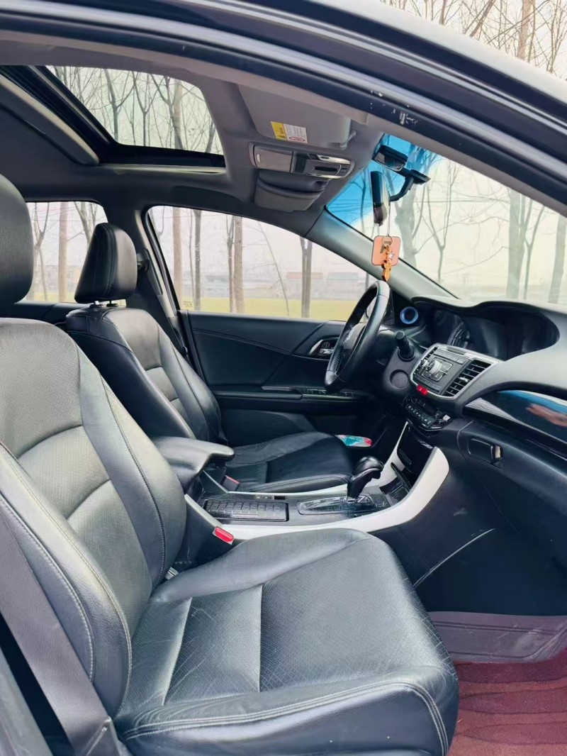 徐州18年本田雅阁4