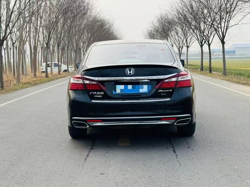 徐州18年本田雅阁9